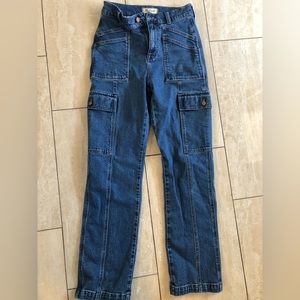 Madewell- The 90’s Straight Cargo Jean in Densmore Wash, Size 24